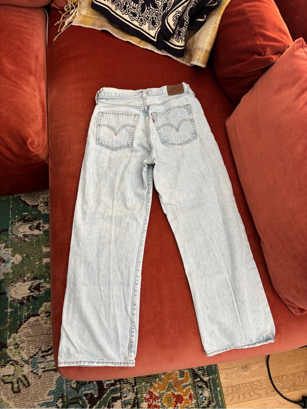 Levi's light wash ribcage High-Rise Straight Leg ankle Jeans - Picture 5 of 5